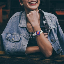 Charger l'image dans la galerie, Montre Tommy Taylor US Univers à quartz exclusive en acier inoxydable argenté .