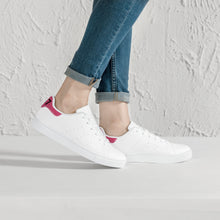 Charger l'image dans la galerie, Baskets basses en cuir by Tommy Taylor Mode US Modèles 1987 TT - Tommy Taylor US