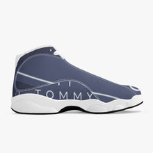Charger l'image dans la galerie, Baskets montantes de basketball en cuir collection limitée by Tommy Taylor