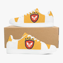 Charger l'image dans la galerie, Baskets basses en cuir by Tommy Taylor Mode US