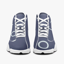 Charger l'image dans la galerie, Baskets montantes de basketball en cuir collection limitée by Tommy Taylor